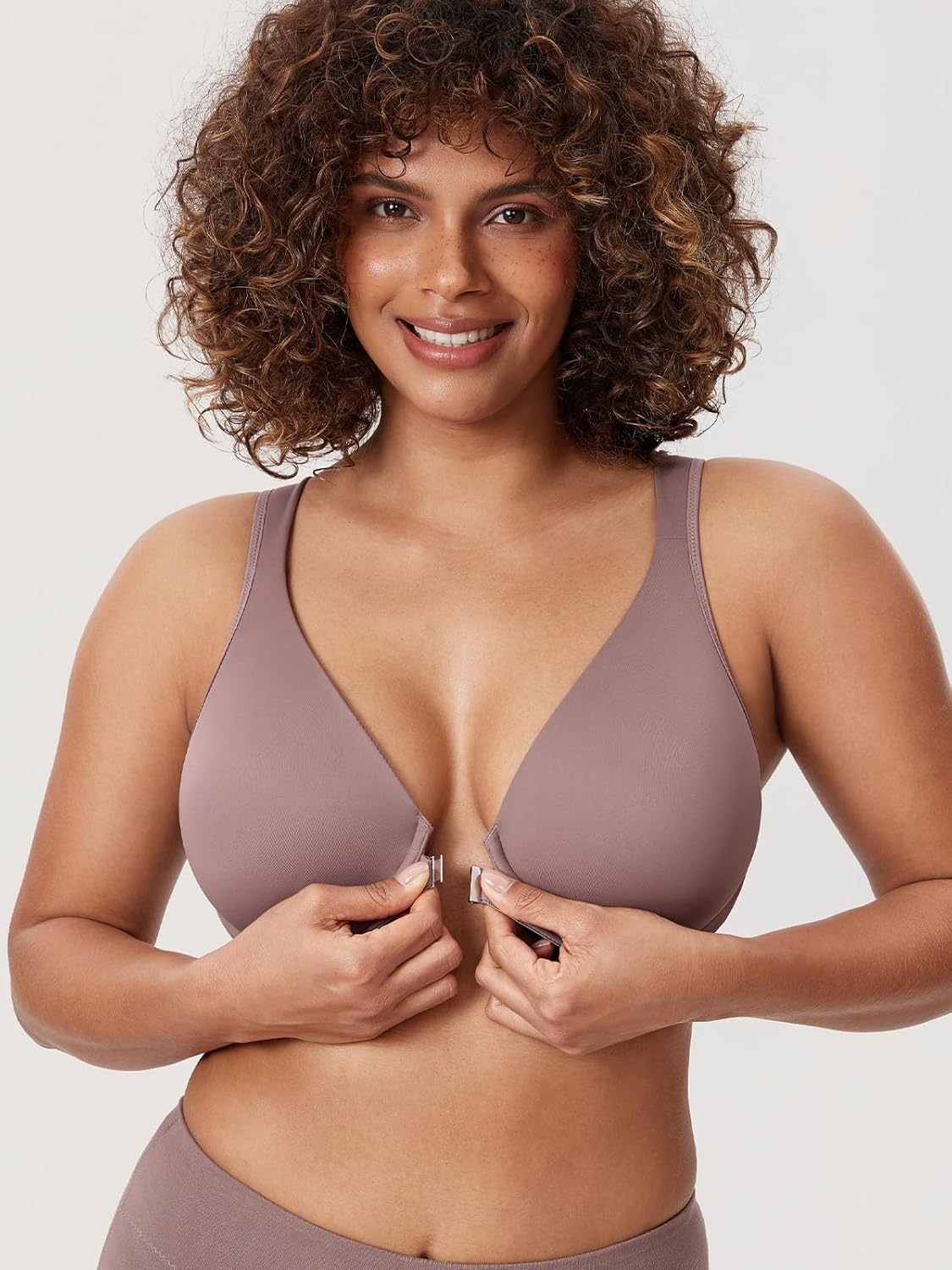 image:imageDELIMIRA Womens Front Closure Bras Posture Full Coverage Plus Size Underwire Unlined Back Support Plunge Seamless Bra BHMochaccino