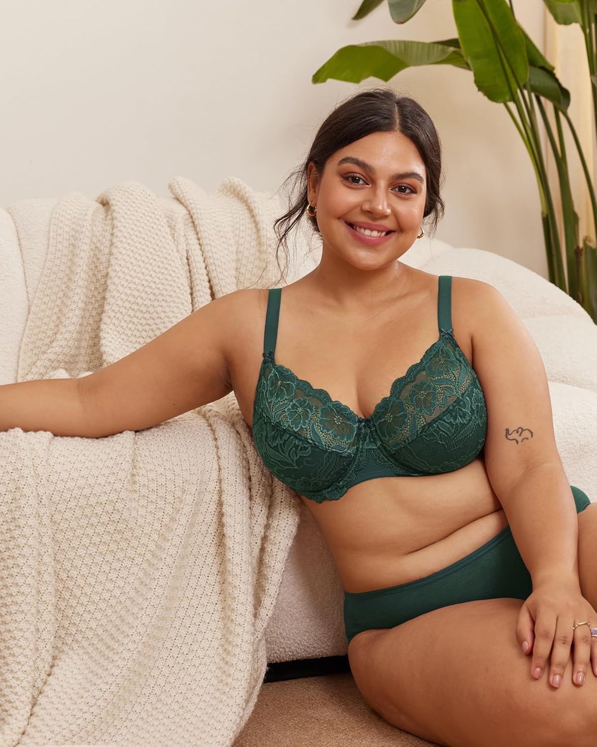 image:imageDELIMIRA Womens Plus Size Full Coverage Lace Underwire Unlined Bra Up to JMidnight Emerald