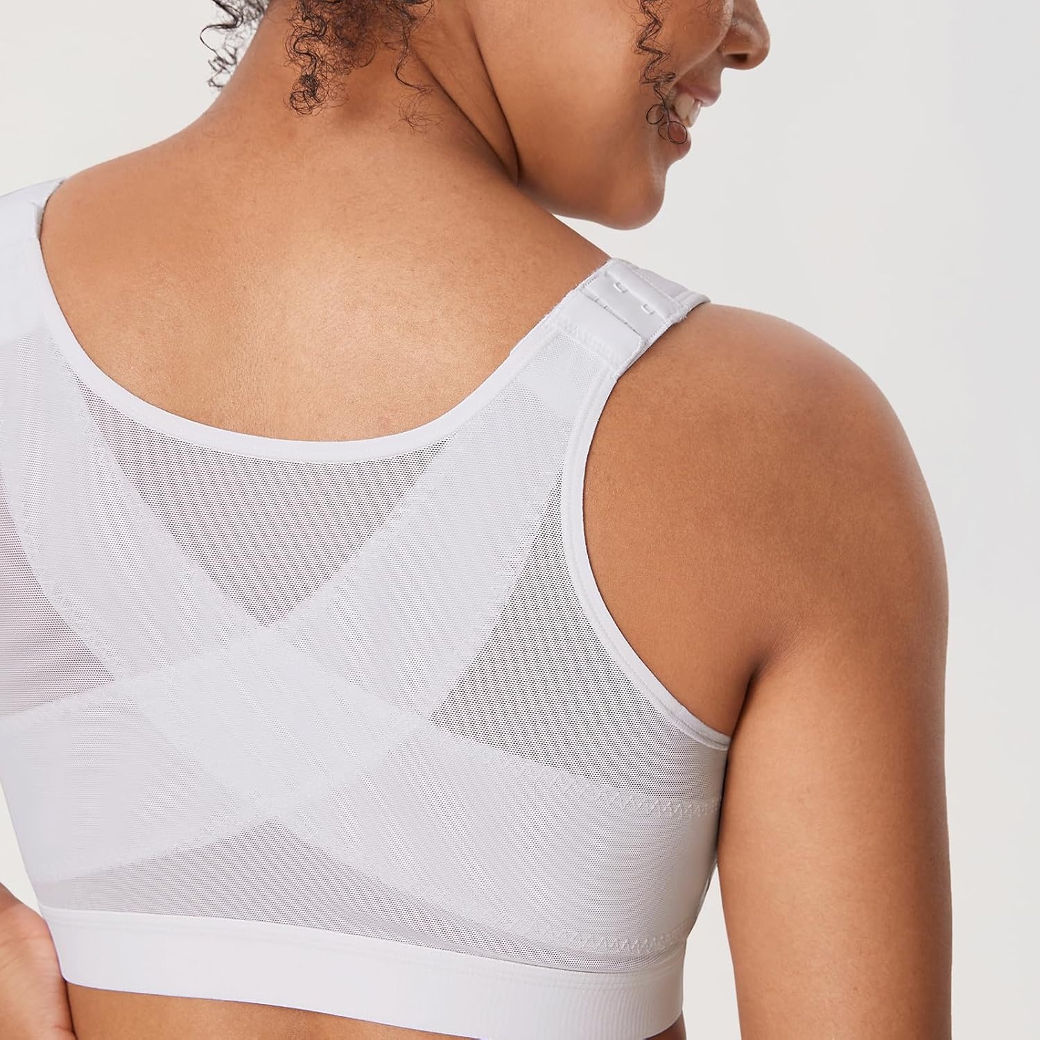 image:imageDELIMIRA Womens Inbarely Plus Posture Bras Front Closure Lightly Padded Plus Size Wireless Full Coverage BraWhite
